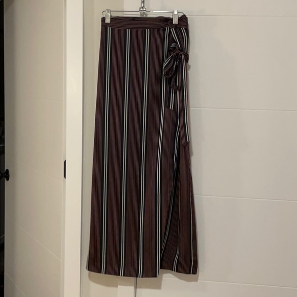 Banana republic wrap skirt